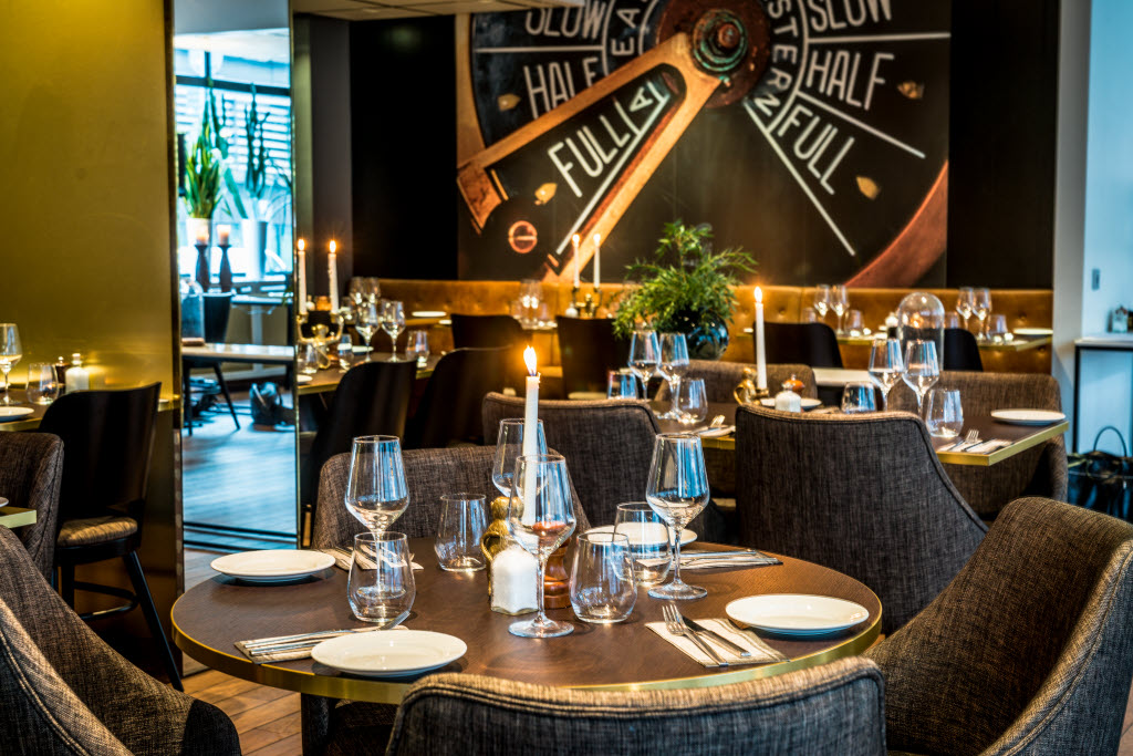 Urheberrecht: Photo Karl Gabor Scandic Sjöfartshotellet restaurant set table